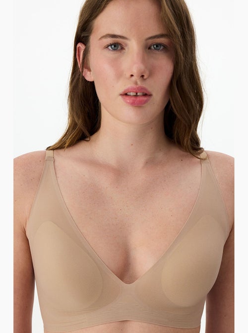 Soutien-gorge zerogram decolette invisible, avec coussinets penti - Kiabi Soutien-gorge zerogram decolette invisible, avec coussinets penti - Kiabi