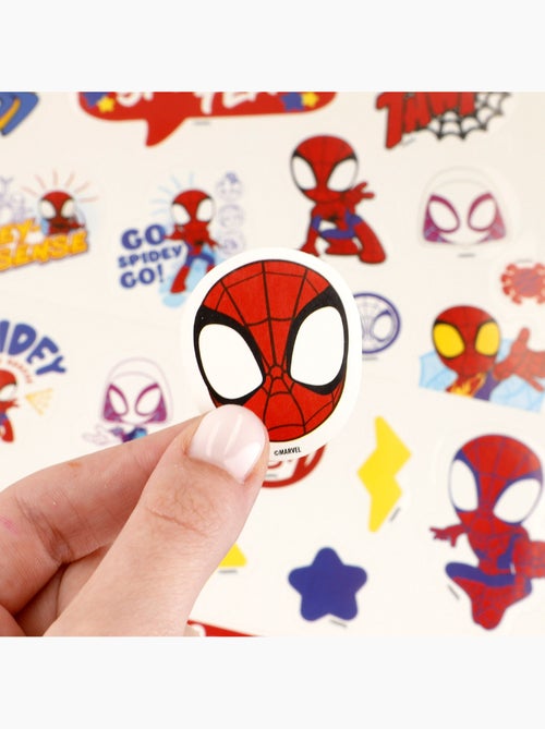 Spidey kit de dessin avec sac à dos - Kiabi Spidey kit de dessin avec sac à dos - Kiabi