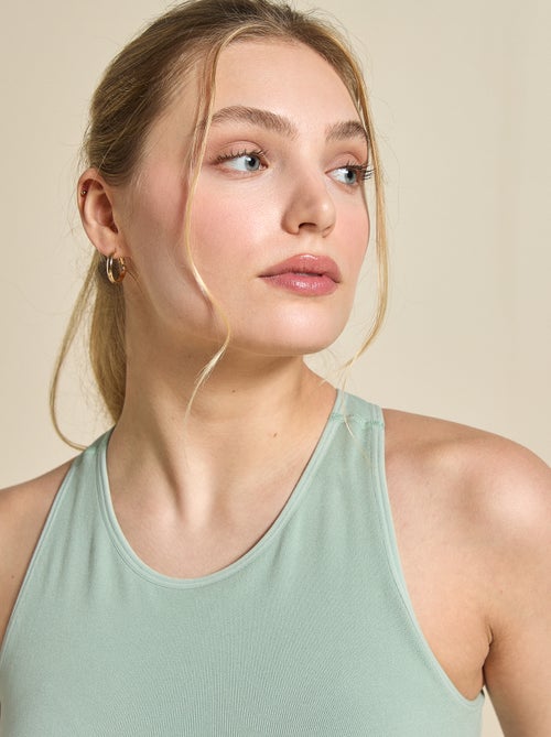 Sportbeha van ribstof met lichte ondersteuning - (ekstract) - Kiabi Sportbeha van ribstof met lichte ondersteuning - (ekstract) - Kiabi