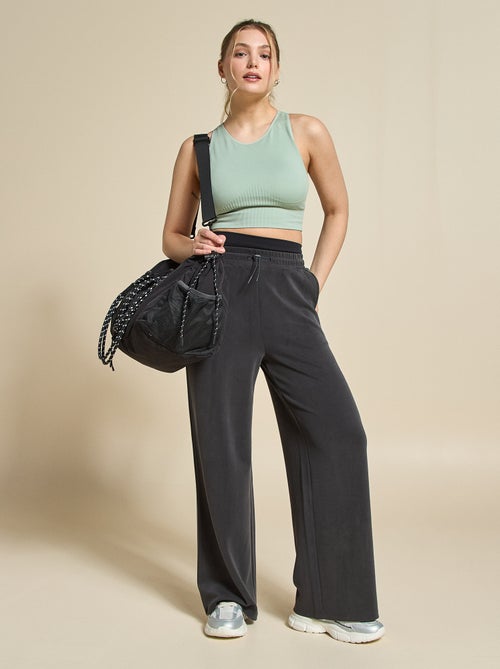 Sportbeha van ribstof met lichte ondersteuning - (ekstract) - Kiabi Sportbeha van ribstof met lichte ondersteuning - (ekstract) - Kiabi