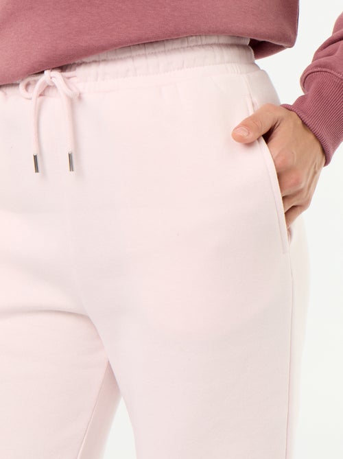 Sportieve joggingbroek met normale taille - Kiabi Sportieve joggingbroek met normale taille - Kiabi