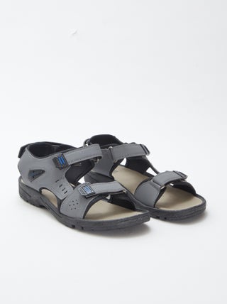 Sportieve sandalen met klittenband