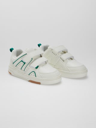 Sportieve sneakers met klittenband
