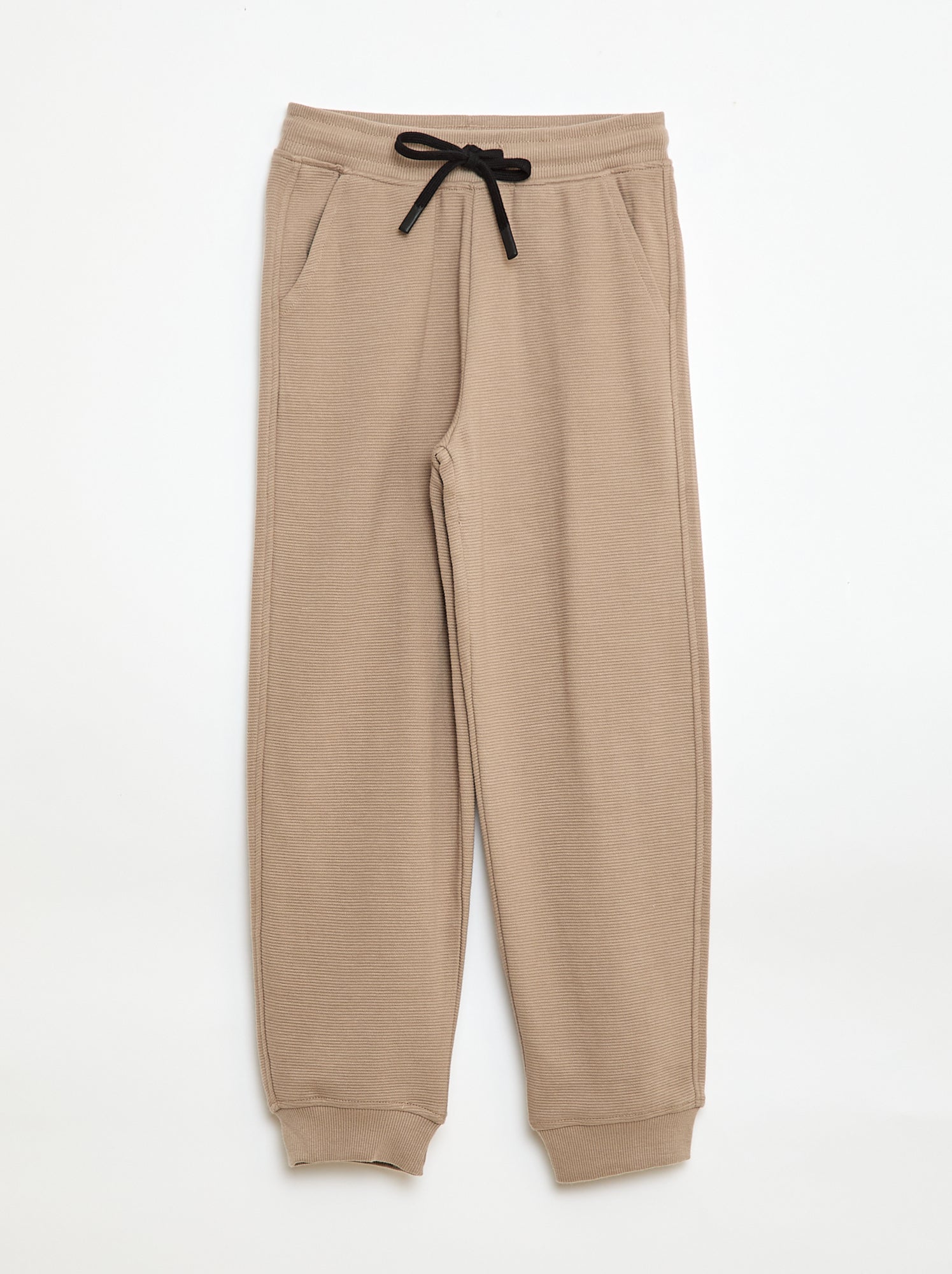 Sporttraining in effen, lichte joggingstof