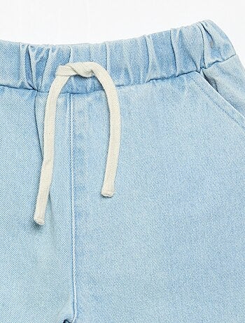 sporttraining van denim
