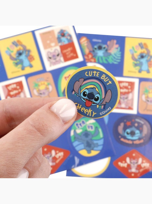 Stitch coffret de dessin mega avec sac à dos, 80 pièces - Kiabi Stitch coffret de dessin mega avec sac à dos, 80 pièces - Kiabi