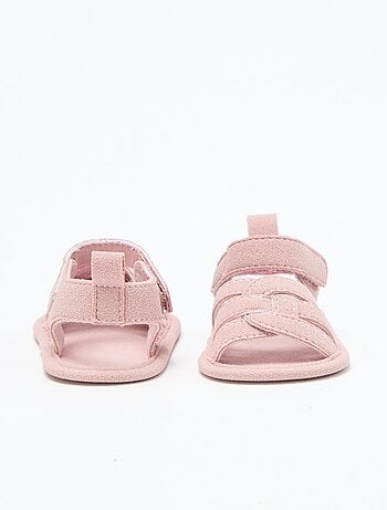 Stoffen sandalen met gekruiste bandjes