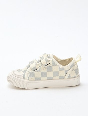 Stoffen sneakers met dambordprint