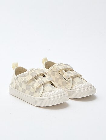 Stoffen sneakers met dambordprint