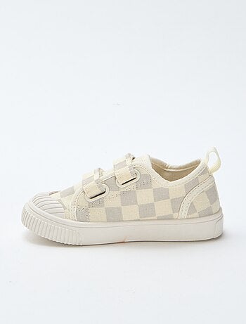 Stoffen sneakers met dambordprint