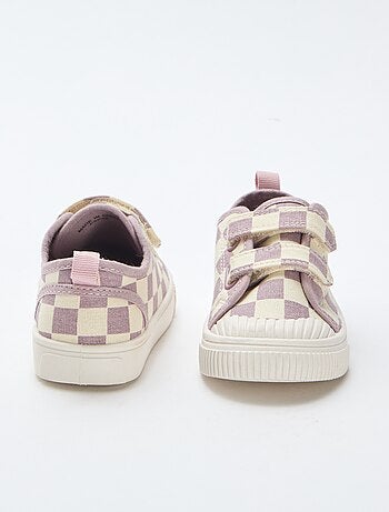 Stoffen sneakers met dambordprint