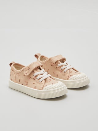 Stoffen sneakers met klittenbanden