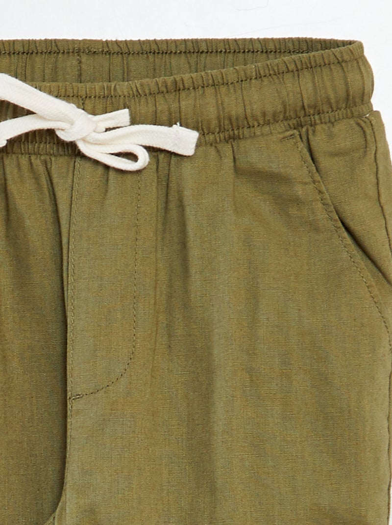 Straight-fit, chino broek met koordje groen - Kiabi