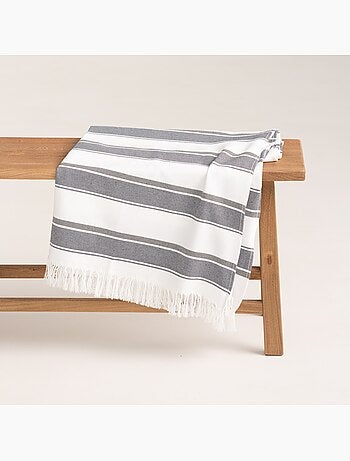 Strandpareo en handdoek van reliëfstof, Fouta - Gamusi.