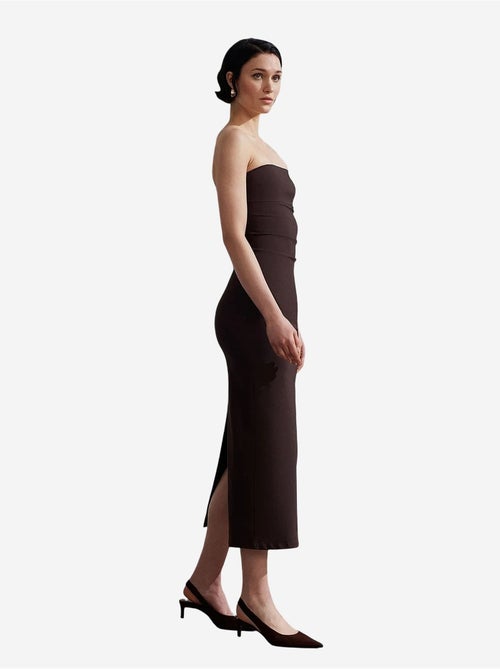 Strapless bodycon midi-jurk met split dilvin - Kiabi Strapless bodycon midi-jurk met split dilvin - Kiabi