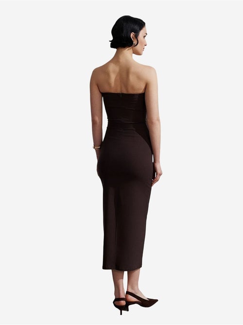 Strapless bodycon midi-jurk met split dilvin - Kiabi Strapless bodycon midi-jurk met split dilvin - Kiabi