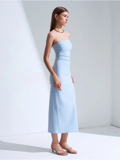 Strapless bodycon midi-jurk met split dilvin - Kiabi Strapless bodycon midi-jurk met split dilvin - Kiabi