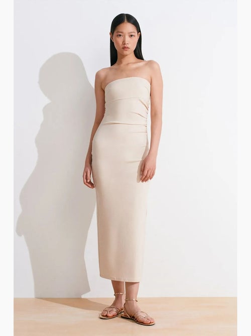 Strapless bodycon midi-jurk met split dilvin - Kiabi Strapless bodycon midi-jurk met split dilvin - Kiabi