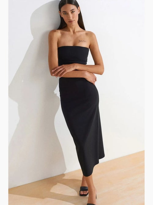 Strapless bodycon midi-jurk met split dilvin - Kiabi Strapless bodycon midi-jurk met split dilvin - Kiabi