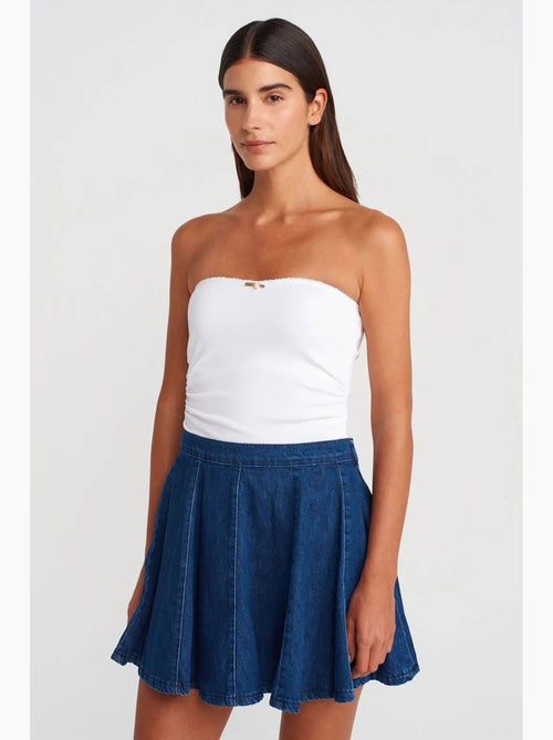 Straploze cropped bandeautop met strikdetail dilvin - Kiabi Straploze cropped bandeautop met strikdetail dilvin - Kiabi