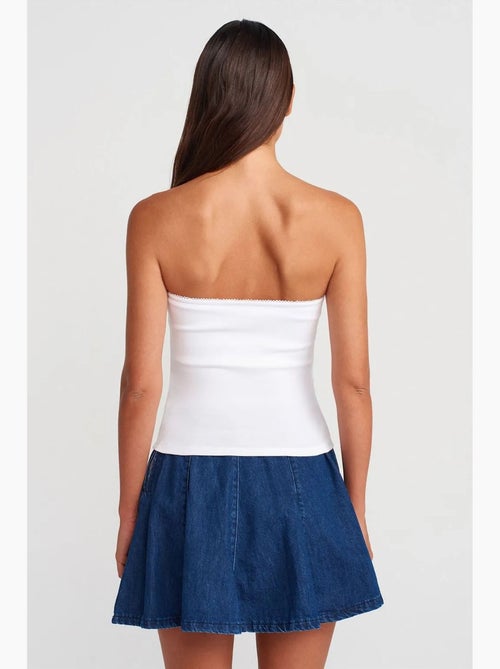 Straploze cropped bandeautop met strikdetail dilvin - Kiabi Straploze cropped bandeautop met strikdetail dilvin - Kiabi