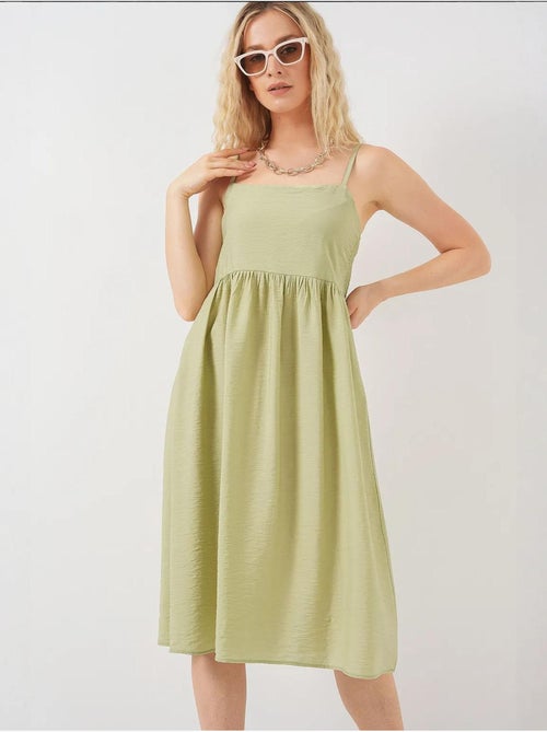 Strappy ayrobin-jurk bdart - Kiabi Strappy ayrobin-jurk bdart - Kiabi