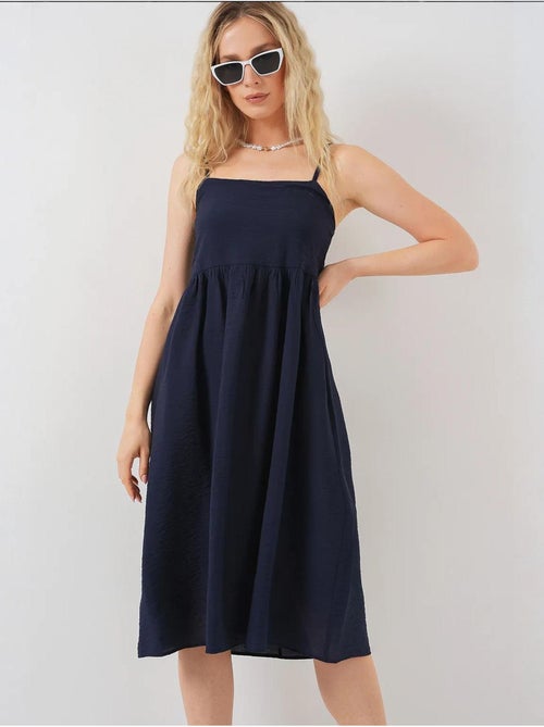 Strappy ayrobin-jurk bdart - Kiabi Strappy ayrobin-jurk bdart - Kiabi