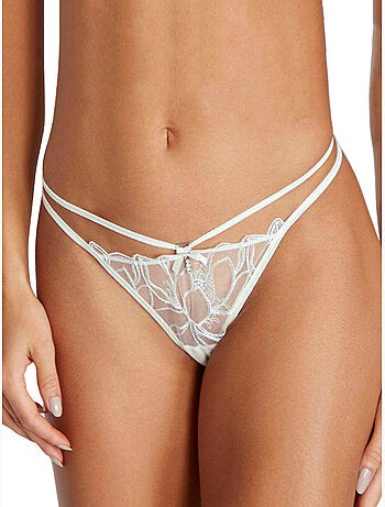 String bridal capsule