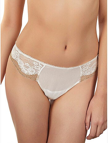 String camille ivoire
