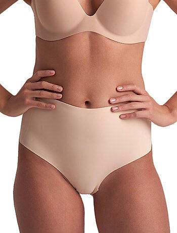 String hauteur moyenne à dos bas shapewear