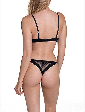 String rose noir