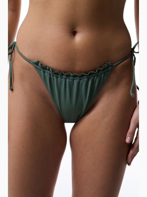 Super frill bikinibroekje met lage taille en strik penti - Kiabi Super frill bikinibroekje met lage taille en strik penti - Kiabi