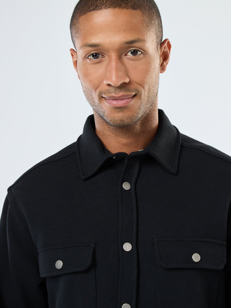 Surchemise avec ouverture pressionnée et 2 poches poitrine Noir - Kiabi