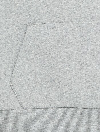 Sweat à capuche et poche kangourou