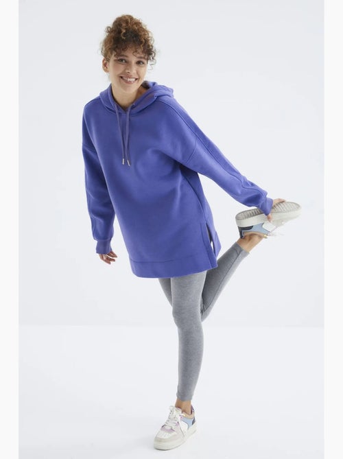 Sweat à capuche oversize avec poche tommy - Kiabi Sweat à capuche oversize avec poche tommy - Kiabi