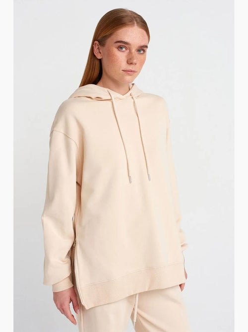Sweat à capuche oversize en coton avec zip dilvin - Kiabi Sweat à capuche oversize en coton avec zip dilvin - Kiabi