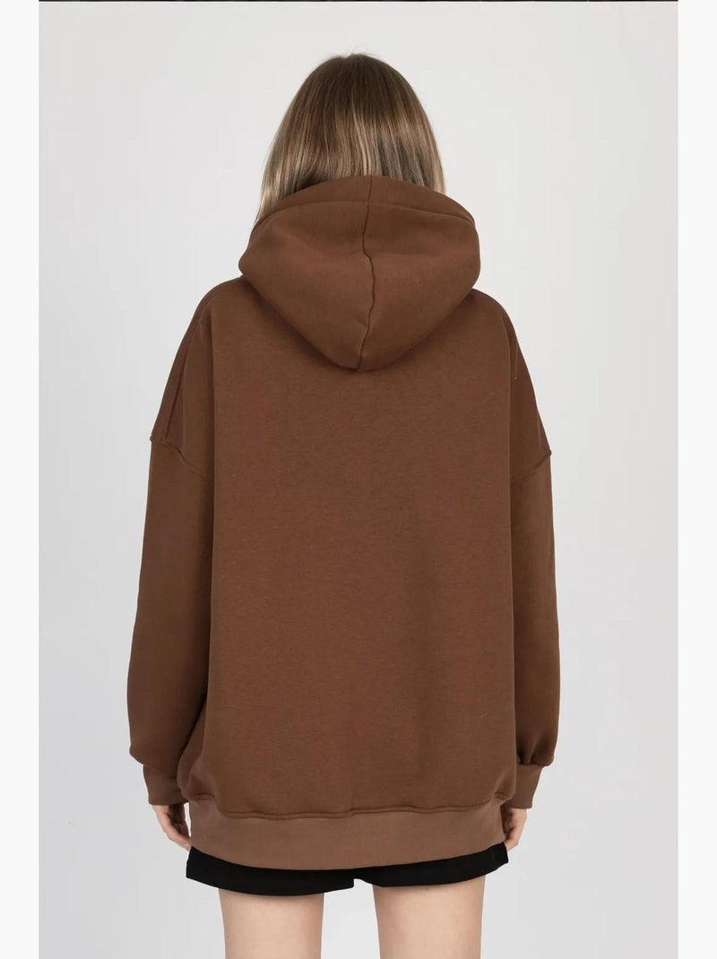 Sweat à capuche surdimensionné avec poche kangourou hiccup Marron - Kiabi
