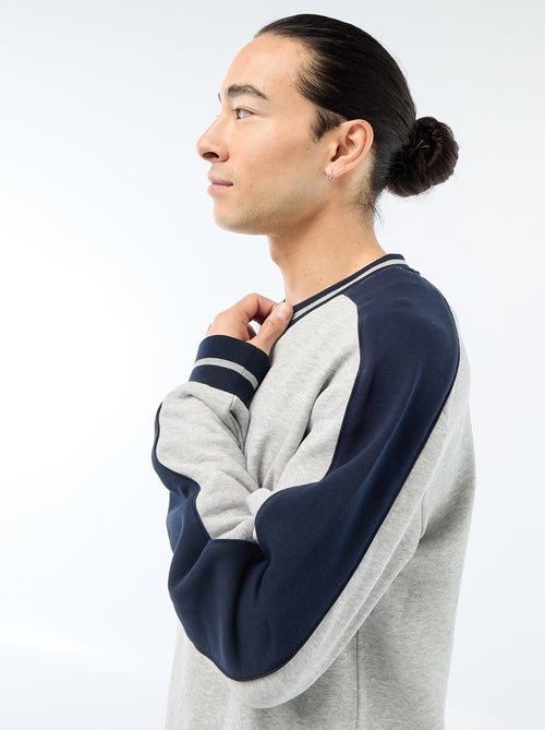 Sweat col V en french terry - Kiabi