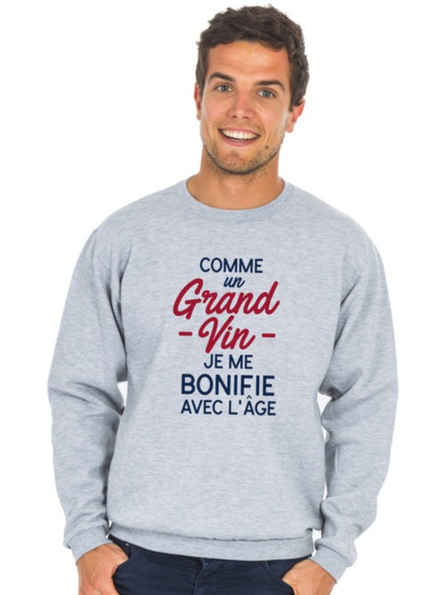 Sweat Homme - COMME UN GRAND VIN JE ME BONIFIE AVEC L'ÂGE WAF - Kiabi Sweat Homme - COMME UN GRAND VIN JE ME BONIFIE AVEC L'ÂGE WAF - Kiabi
