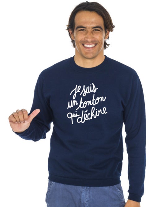 Sweat Homme - JE SUIS UN TONTON QUI DÉCHIRE - Kiabi Sweat Homme - JE SUIS UN TONTON QUI DÉCHIRE - Kiabi