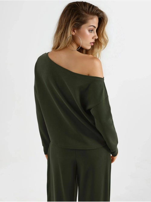 Sweat-shirt à col asymétrique et coupe décontractée busem - Kiabi Sweat-shirt à col asymétrique et coupe décontractée busem - Kiabi