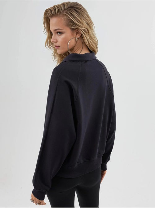 Sweat-shirt à col polo, manches longues et coupe décontractée busem - Kiabi Sweat-shirt à col polo, manches longues et coupe décontractée busem - Kiabi