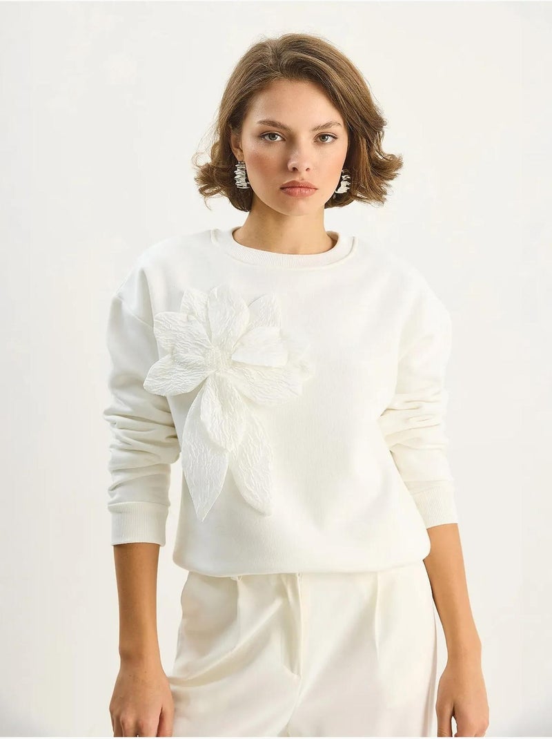 Sweat-shirt à manches longues et col rond avec détails d'accessoires lucci Blanc - Kiabi