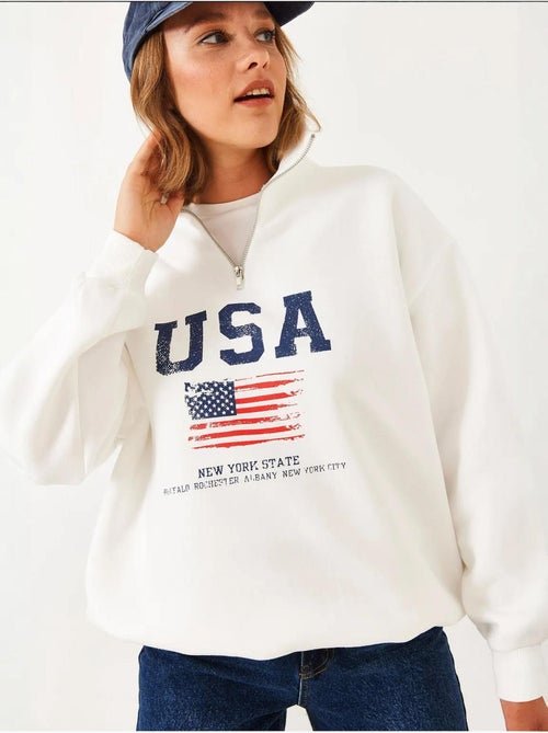 Sweat-shirt col montant demi-zippé à imprimé usa lucci - Kiabi Sweat-shirt col montant demi-zippé à imprimé usa lucci - Kiabi
