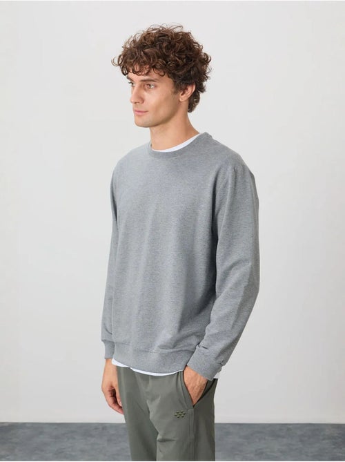 Sweat-shirt homme col rond uni tommy - Kiabi Sweat-shirt homme col rond uni tommy - Kiabi