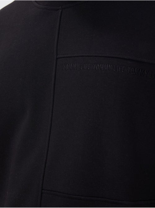 Sweat-shirt homme uni à col rond tommy - Kiabi Sweat-shirt homme uni à col rond tommy - Kiabi