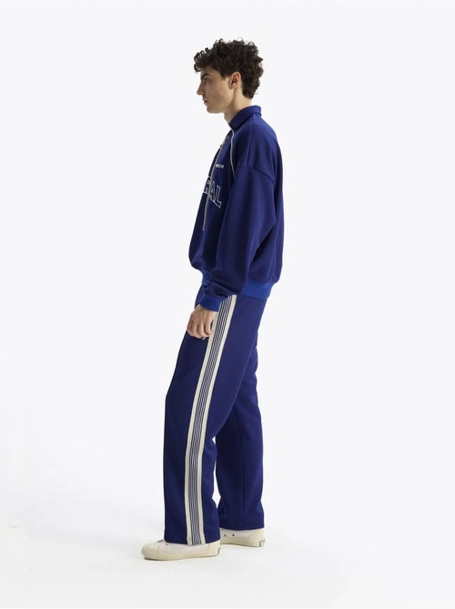 Sweat-shirt oversize à col rond et détail cravate giesto - Kiabi Sweat-shirt oversize à col rond et détail cravate giesto - Kiabi