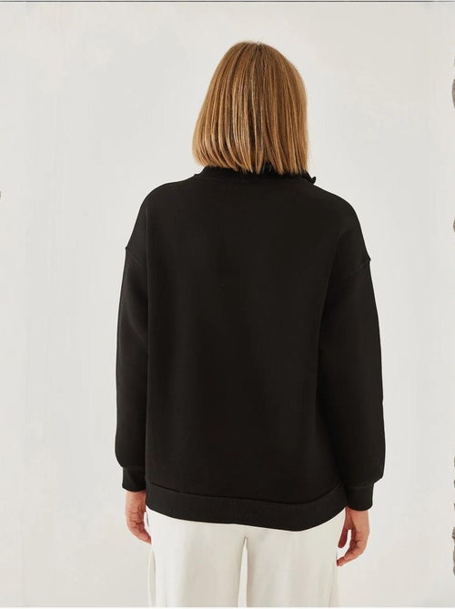 Sweat-shirt oversize brossé à col montant et fermeture éclair lucci - Kiabi Sweat-shirt oversize brossé à col montant et fermeture éclair lucci - Kiabi