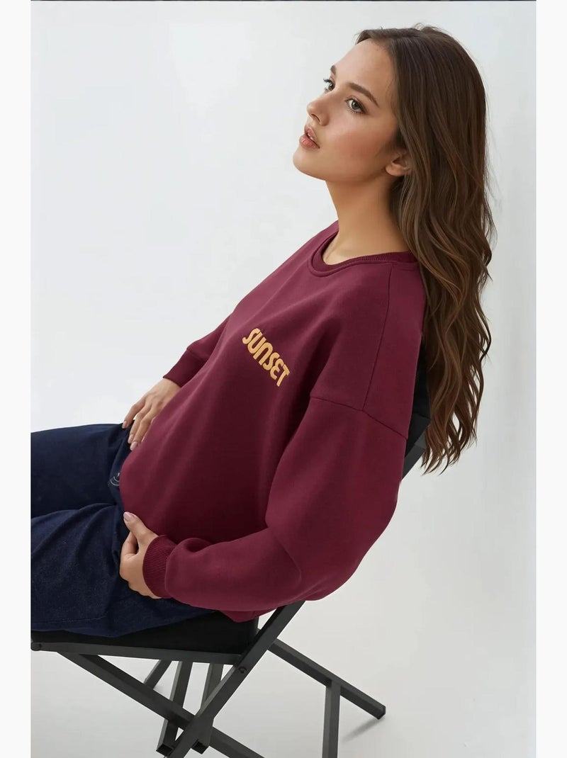 Sweat-shirt ras du cou brodé hiccup Rouge cachemire - Kiabi