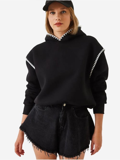 Sweatshirt met capuchon en kantdetail lucci - Kiabi Sweatshirt met capuchon en kantdetail lucci - Kiabi